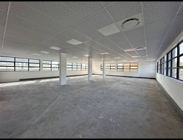 230M² OFFICE TO LET IN DORINGKLOOF
